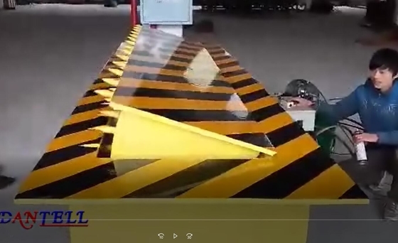 Airport Hydraulic Road Blocker 3 Meter Length 220 Volt Security Road Blocker